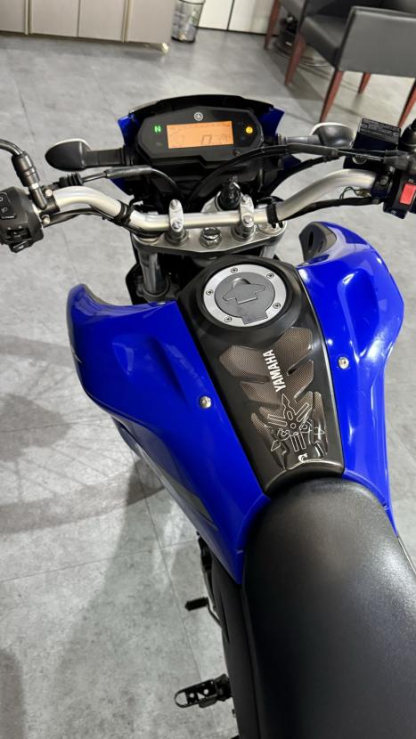 YAMAHA XTZ 250 LANDER, Foto 2