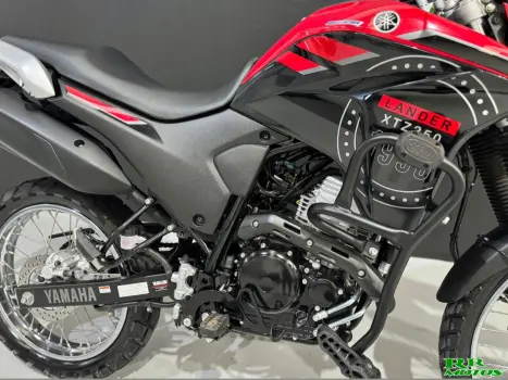 YAMAHA XTZ 250 LANDER, Foto 7