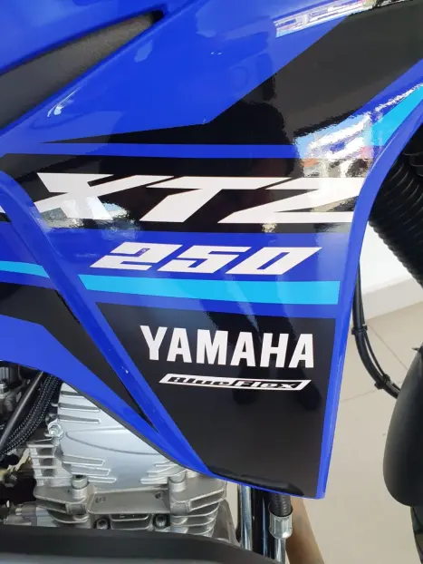 YAMAHA XTZ 250 LANDER, Foto 9