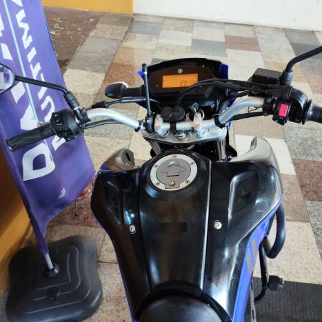 YAMAHA XTZ 250 LANDER, Foto 2