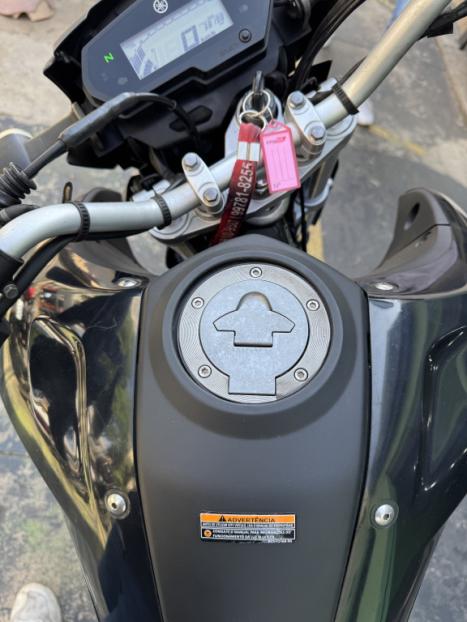 YAMAHA XTZ 250 LANDER, Foto 2