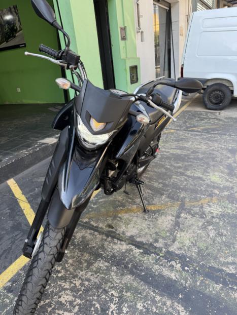 YAMAHA XTZ 250 LANDER, Foto 4