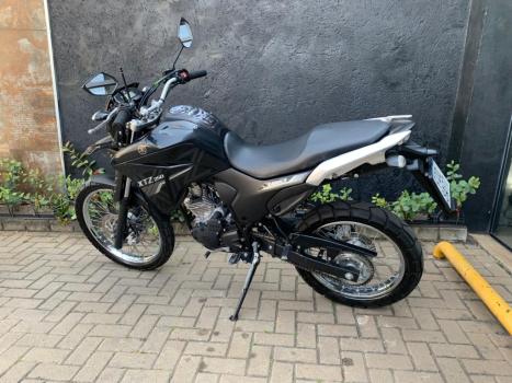 YAMAHA XTZ 250 LANDER, Foto 6