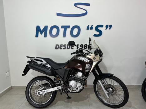 YAMAHA XTZ 250 TENER, Foto 1