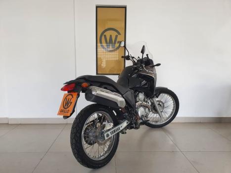 YAMAHA XTZ 250 TENER, Foto 6