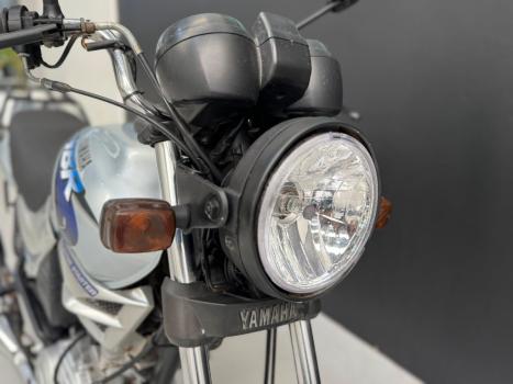 YAMAHA YBR 125 E, Foto 5