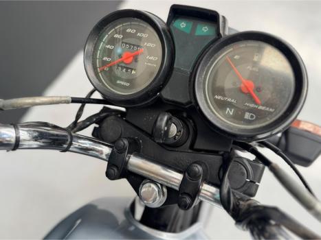 YAMAHA YBR 125 E, Foto 6