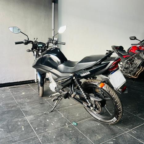 YAMAHA YBR 125 FACTOR ED, Foto 3