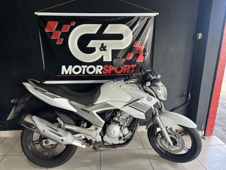 YAMAHA YS Fazer 250 LIMITED EDITION, Foto 1