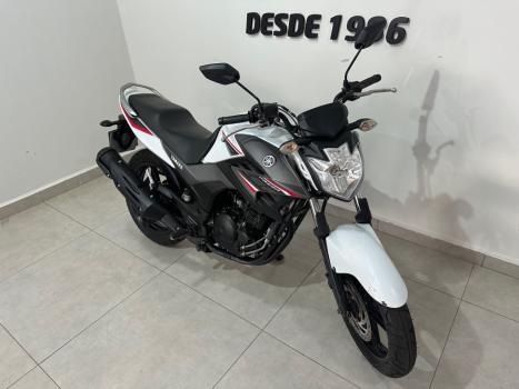 YAMAHA YS Fazer 250 , Foto 3