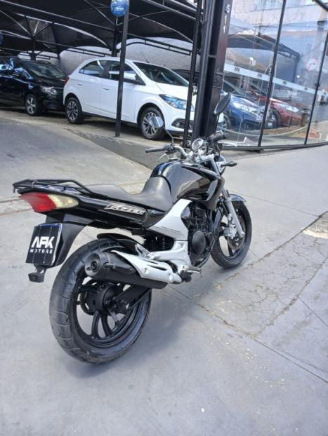 YAMAHA YS Fazer 250 , Foto 2