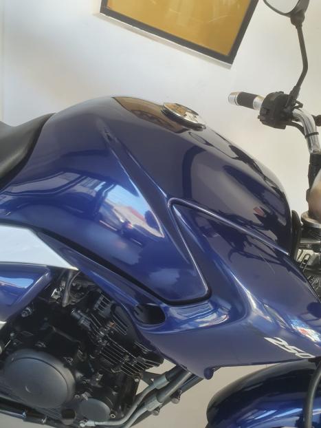 YAMAHA YS Fazer 250 , Foto 9