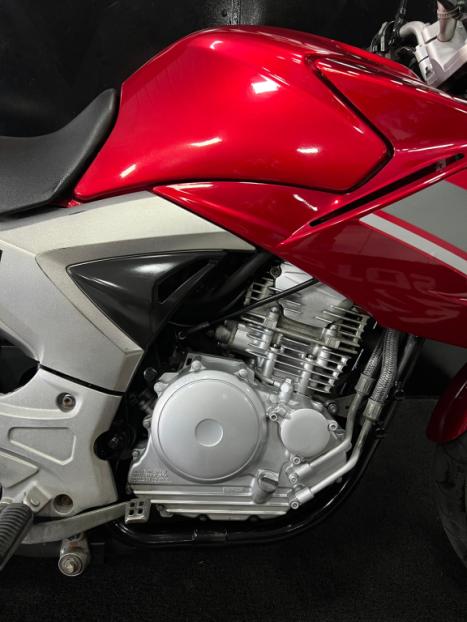 YAMAHA YS Fazer 250 , Foto 3