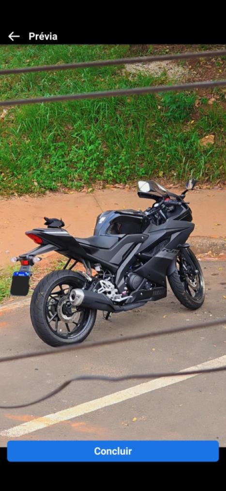 YAMAHA YZF R15 150 ABS, Foto 2