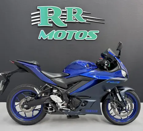 YAMAHA YZF R3 300 ABS, Foto 2