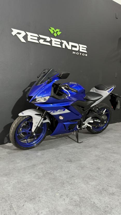 YAMAHA YZF R3 320 ABS, Foto 7