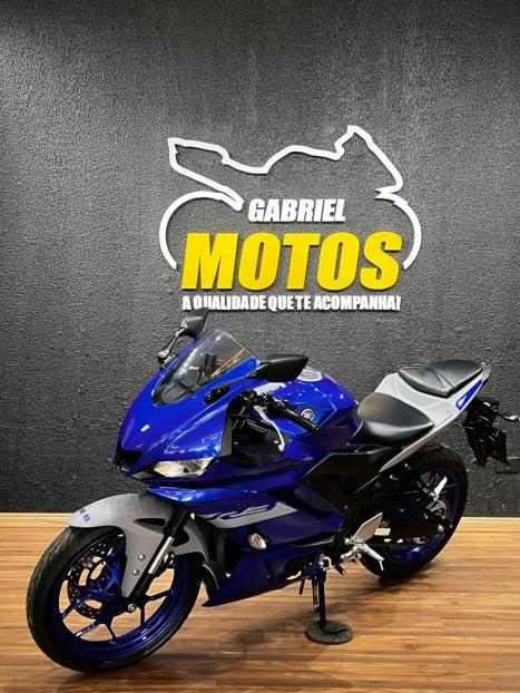 YAMAHA YZF R3 320 ABS, Foto 4