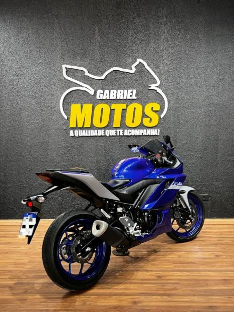 YAMAHA YZF R3 320 ABS, Foto 6