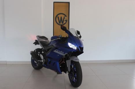 YAMAHA YZF R3 320 ABS, Foto 4