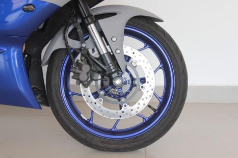 YAMAHA YZF R3 320 ABS, Foto 6