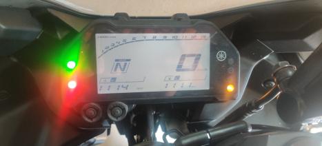 YAMAHA YZF R3 320 ABS, Foto 4