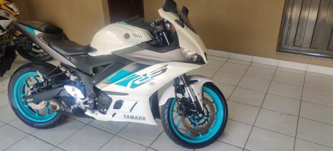 YAMAHA YZF R3 320 ABS, Foto 5