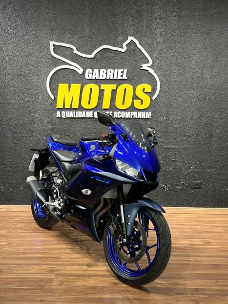 YAMAHA YZF R3 320 ABS, Foto 3