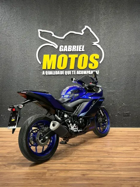 YAMAHA YZF R3 320 ABS, Foto 6