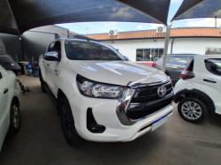 TOYOTA Hilux Caminhonete 2.7 16V 4P SRV FLEX 4X4  CABINE DUPLA AUTOM�TICO
