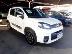FIAT Uno 1.4 4P FLEX SPORTING