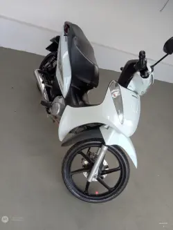 HONDA Biz 125 EX