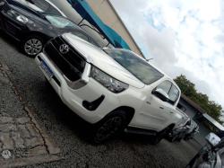 TOYOTA Hilux Caminhonete 2.8 16V SRV 4X4 DIESEL CABINE DUPLA AUTOMTICO