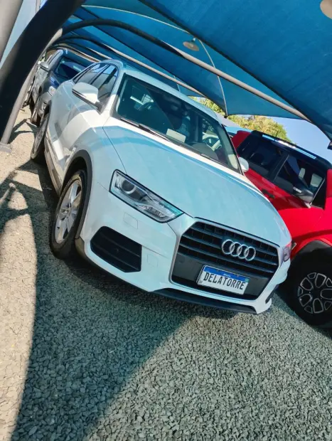 AUDI Q3 1.4 4P TFSI AMBIENTE S-TRONIC AUTOMTICO, Foto 5