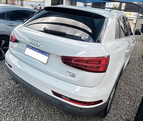 AUDI Q3 1.4 4P TFSI AMBIENTE S-TRONIC AUTOM�TICO, Foto 2