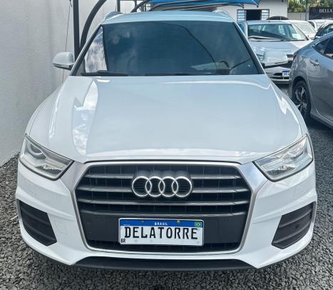 AUDI Q3 1.4 4P TFSI AMBIENTE S-TRONIC AUTOM�TICO, Foto 5