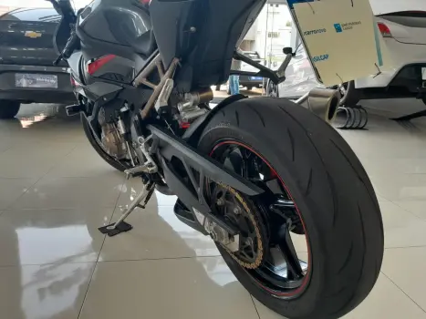 BMW S 1000 RR M CARBON, Foto 3