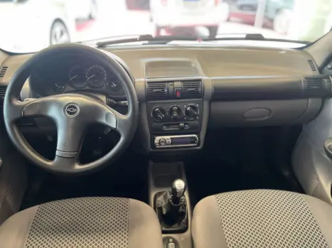 CHEVROLET Classic Sedan 1.0 4P VHCE FLEX, Foto 5