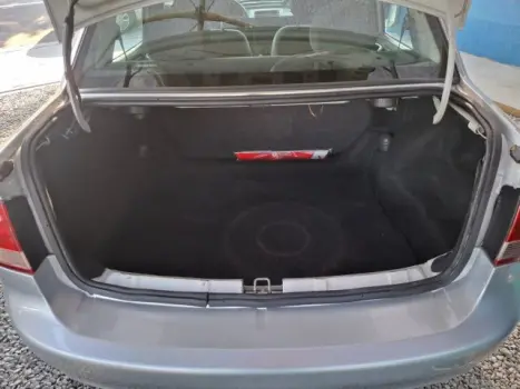 CHEVROLET Classic Sedan 1.0 4P VHCE FLEX LS, Foto 9