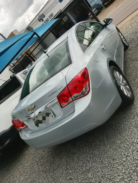 CHEVROLET Cruze Sedan 1.8 16V 4P LTZ ECOTEC FLEX AUTOM�TICO, Foto 2