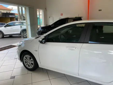 CHEVROLET Onix Hatch 1.0 4P FLEX LT, Foto 3