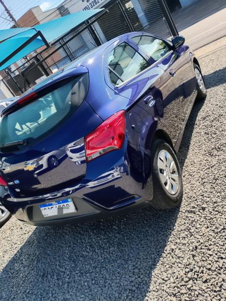 CHEVROLET Onix Hatch 1.0 4P FLEX LT, Foto 2