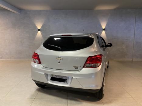 CHEVROLET Onix Hatch 1.0 4P FLEX LT, Foto 4