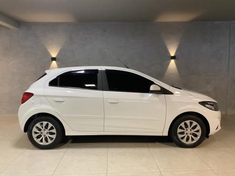 CHEVROLET Onix Hatch 1.4 4P FLEX LT, Foto 3