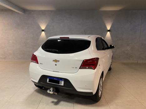 CHEVROLET Onix Hatch 1.4 4P FLEX LT, Foto 4