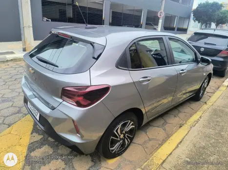 CHEVROLET Onix Hatch 1.0 4P FLEX LT, Foto 8