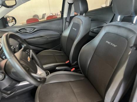 CHEVROLET Onix Hatch 1.4 4P FLEX ACTIV AUTOM�TICO, Foto 7