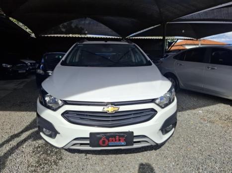 CHEVROLET Onix Hatch 1.4 4P FLEX ACTIV AUTOM�TICO, Foto 2