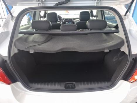 CHEVROLET Onix Hatch 1.4 4P FLEX ACTIV AUTOM�TICO, Foto 9