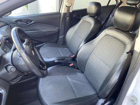 CHEVROLET Onix Hatch 1.4 4P FLEX LTZ AUTOM�TICO, Foto 7