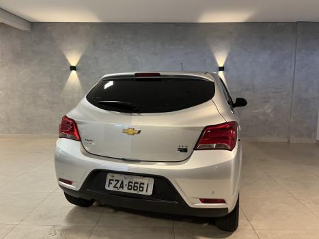 CHEVROLET Onix Hatch 1.4 4P FLEX LTZ, Foto 5